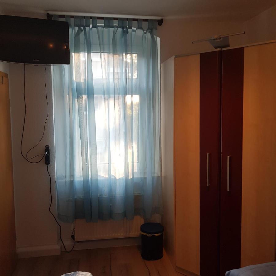 Ferienwohnung Ерфурт Екстериор снимка