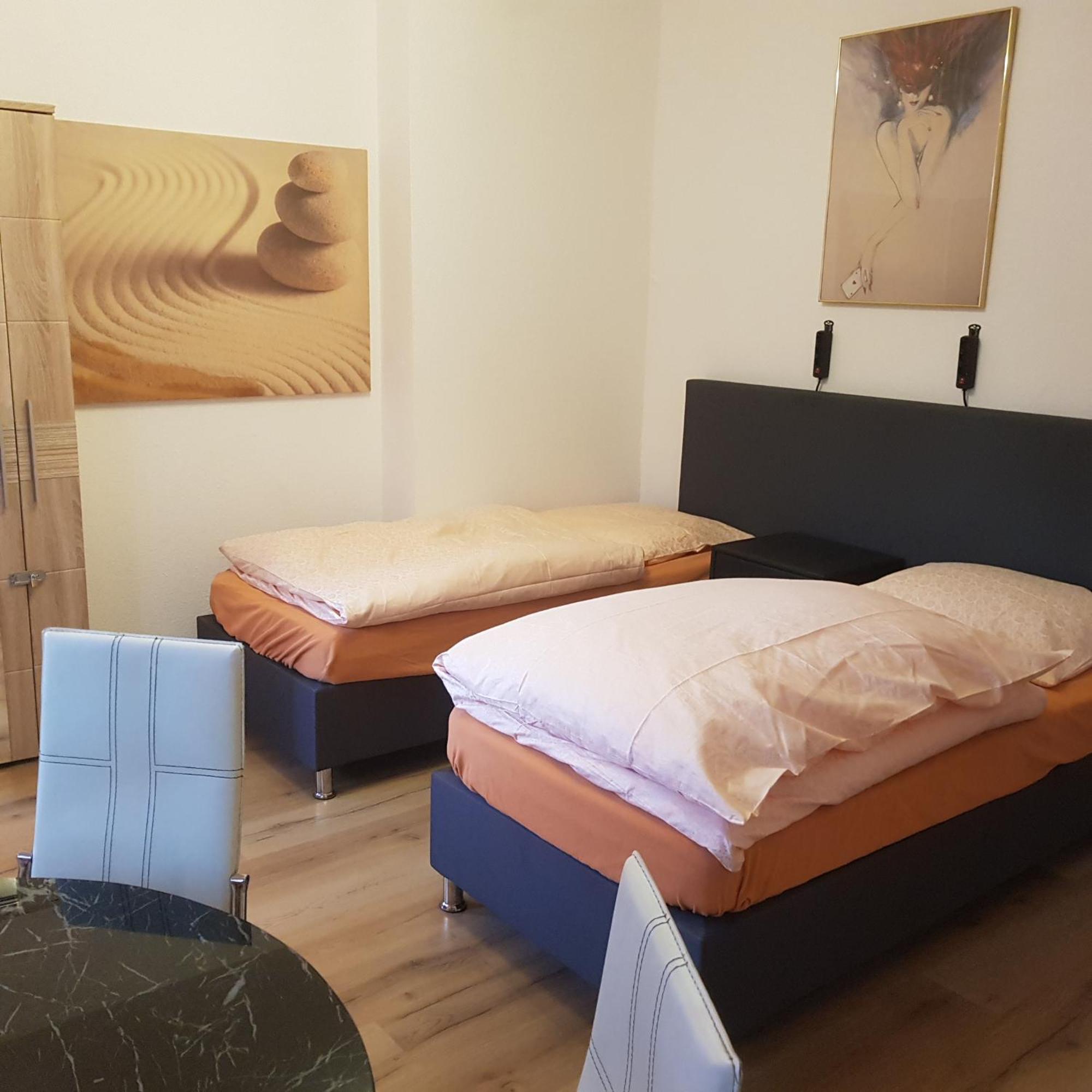 Ferienwohnung Ерфурт Екстериор снимка